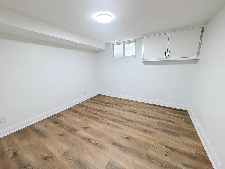 401 Navy St #2 — Photo 13