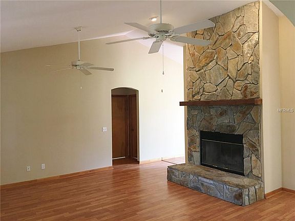 5th image of 3004 Foxwood Blvd