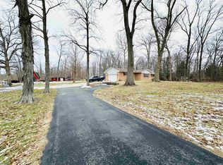 28565 Stanton Rd, Walkerton, IN 46574