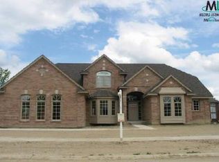 55734 Omni, Utica, MI 48317