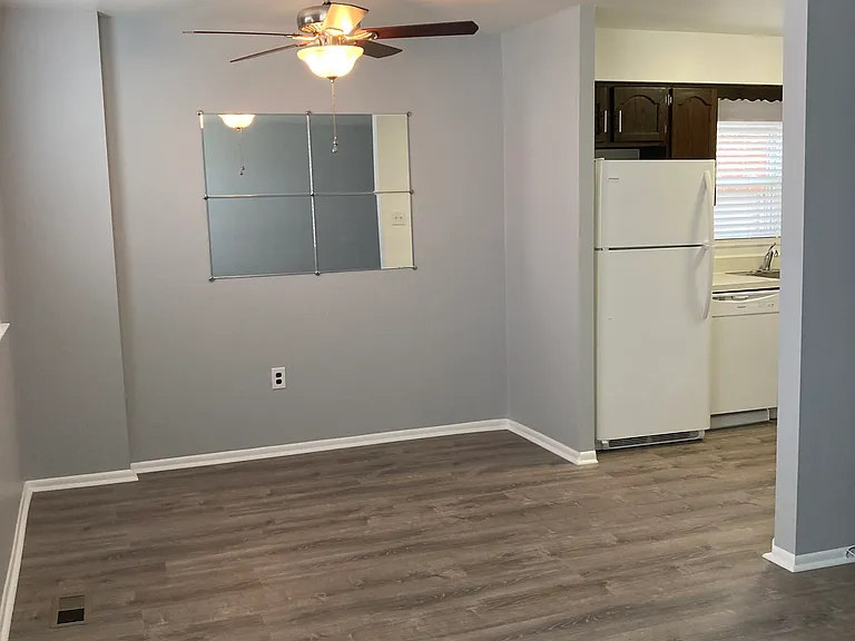2102 Emerson St #1 — Photo 4
