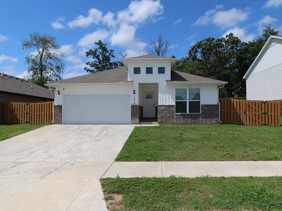 1450 Ari Ave