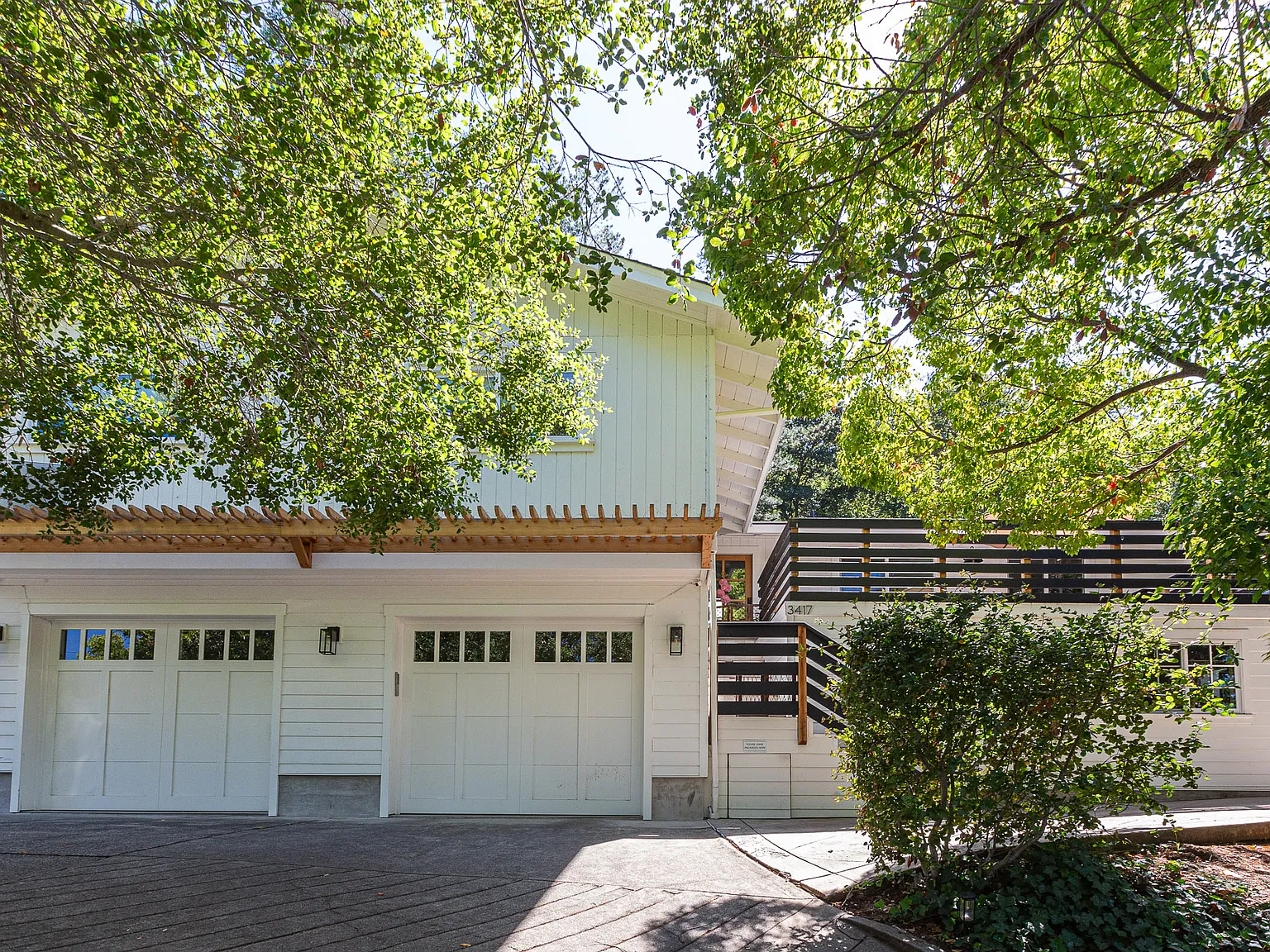 4 bed, 2071 sqft, $5,888 — Photo 1