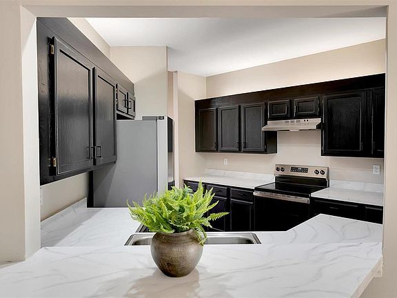 5th image of 13617 Mason Oaks Ln