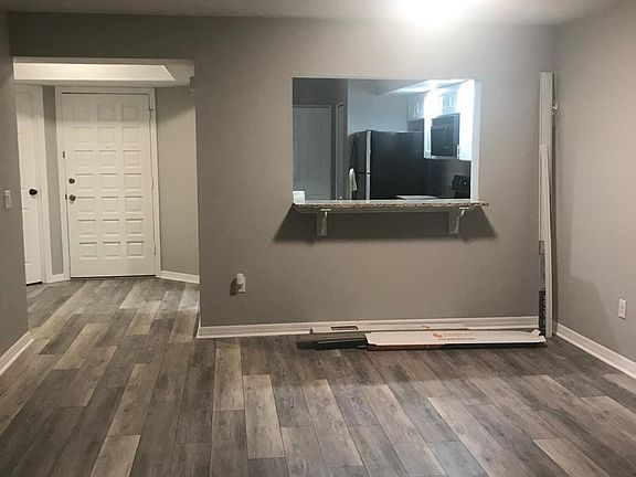 4th image of 3809 Lavista Cir APT 209