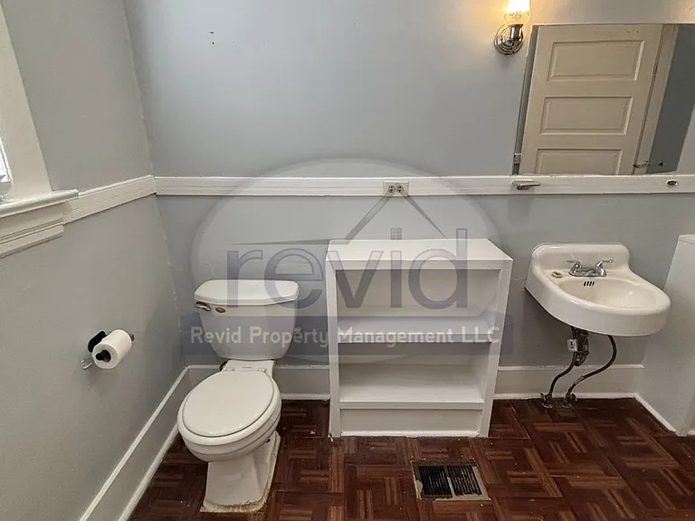 288 N. McLean Blvd — Photo 18