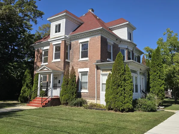 63 Hickory St, Chicago Heights, IL 60411