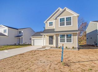 2226 Macatawa Ln, Waterford, MI 48327