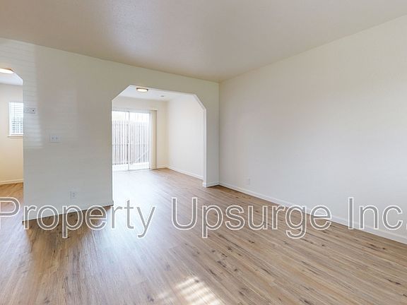 3rd image of 2092 Fogg Ave APT 04