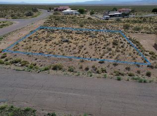 6940 E Trails End Ln, Kingman, AZ 86401
