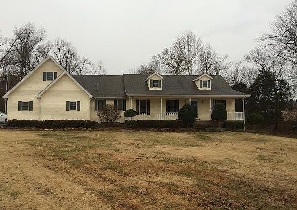 1st image of 142 Chelmsford Est