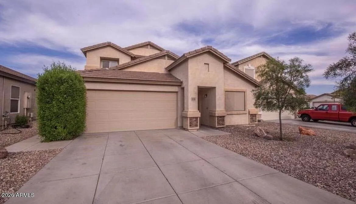 4 bed, 2.5 bath, 2230 sqft, $2,495 — Photo 1