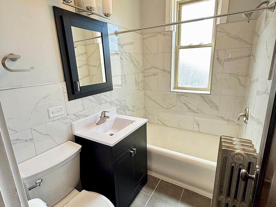 Brand New bathroom with soft closing cabinets
