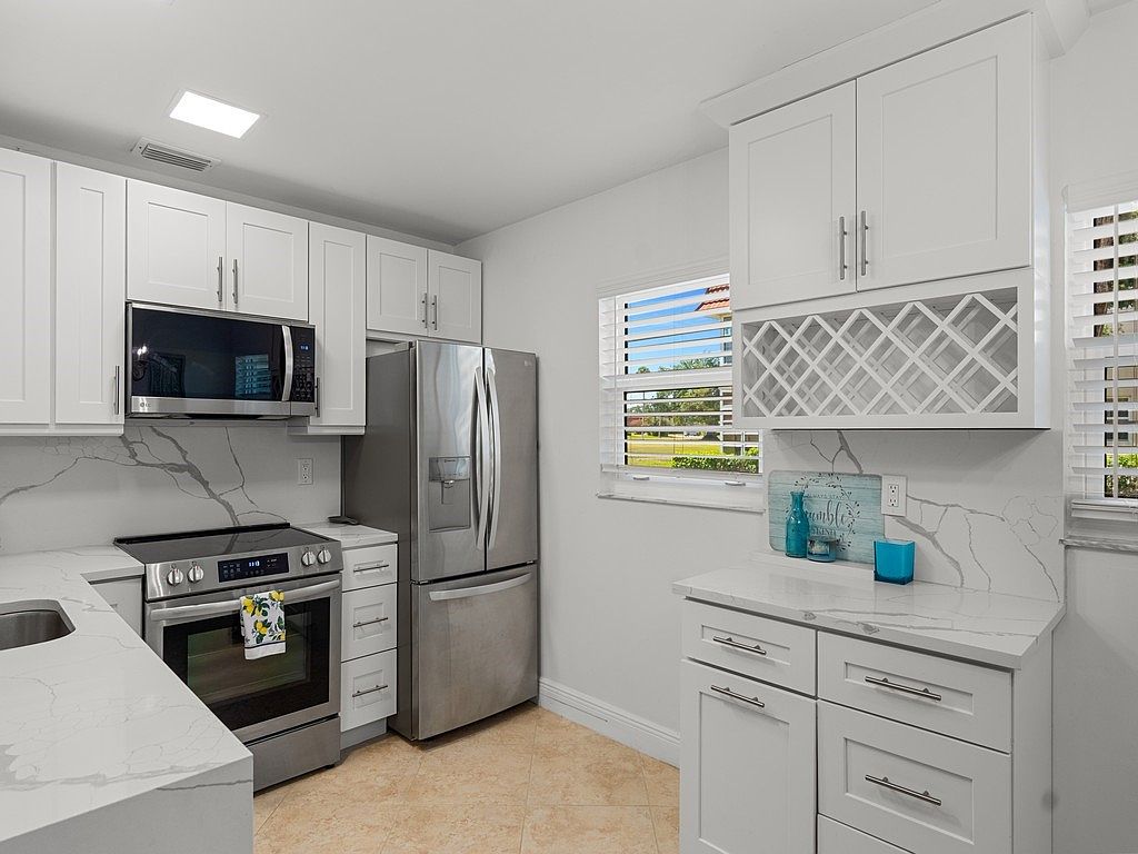 84 Crooked Tree Ln APT 106