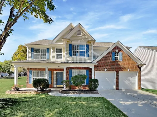 18306 Victoria Bay Dr, Cornelius, NC 28031