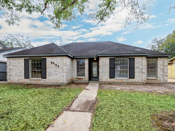 9907 Greencreek Dr, Houston, TX 77070
