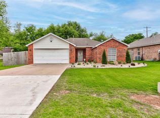 417 NE 7th St, Perkins, OK 74059