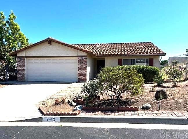 1st image of 743 Honeydew Ln