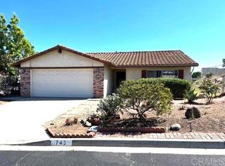 743 Honeydew Ln, Vista, CA 92084