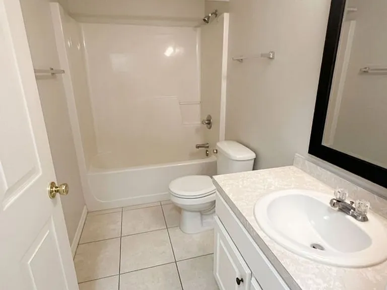27 E Lane Dr — Photo 13