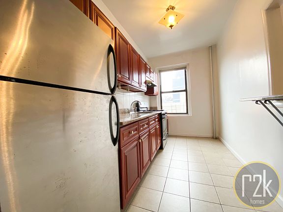3rd image of 30-11 Astoria Blvd #34E