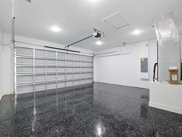 2275 W Linden Dr — Photo 35