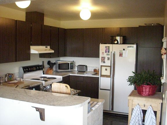 3rd image of 17904 23rd Ln NE APT 101