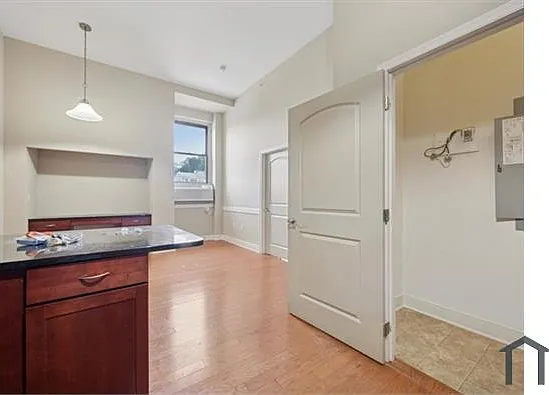 171 Grape St #G04 — Photo 5