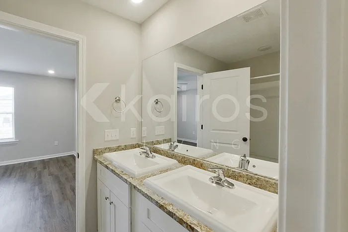 122 Cottage Grove Rd — Photo 16