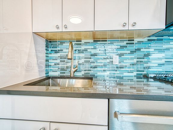 2nd image of 4016 23rd Ave Floor 1