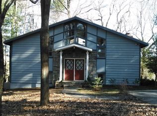 1116 Country Club Rd, Roaring Gap, NC 28668