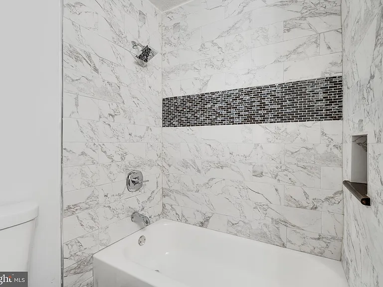1015 Copperfield Ct — Photo 27