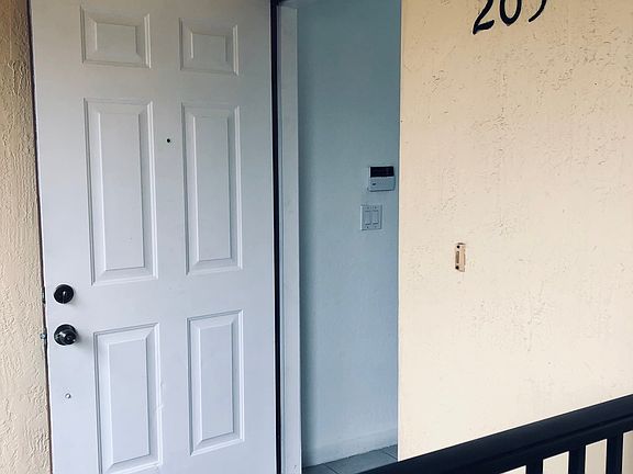 3rd image of 1388 NE 33rd Ave Unit 205