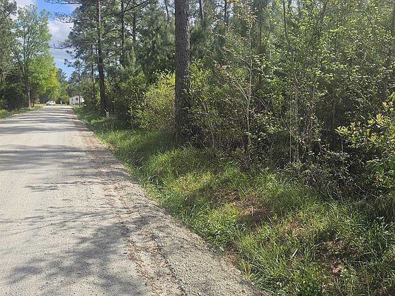 4th image of 1285 Cheyenne Rd.