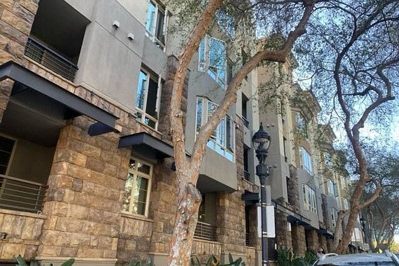 2nd image of 1465 C St Unit 3410