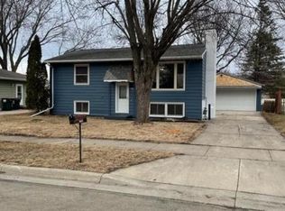 1706 10th Ave SE, Rochester, MN 55904