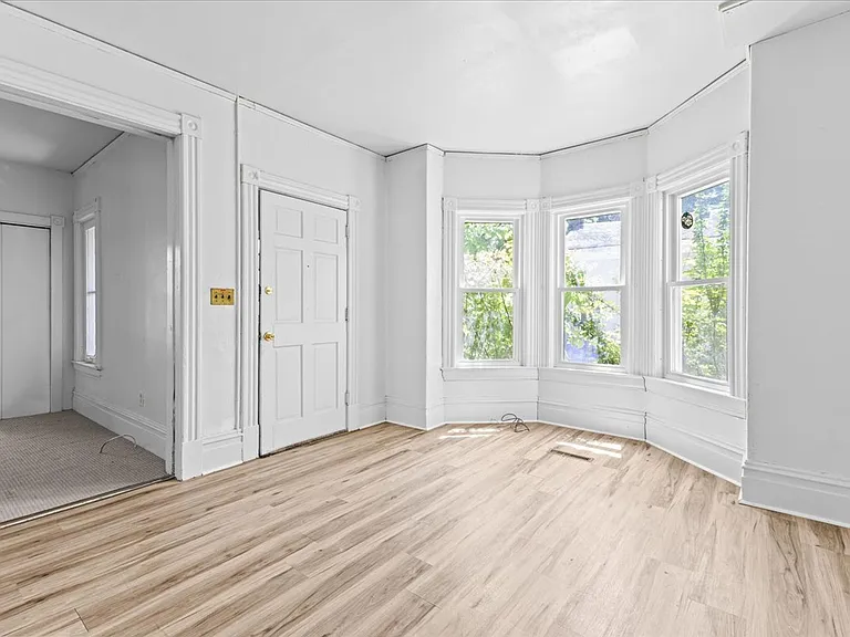 21 Hyde St #1 — Photo 13