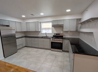 20 Parkway Dr E #3, East Orange, NJ 07017