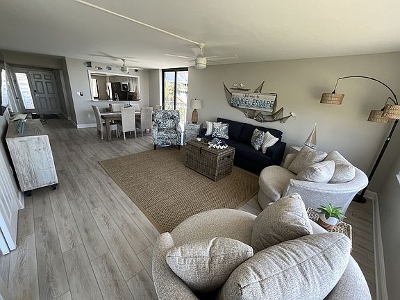 5th image of 979 E Gulf Dr Unit 132