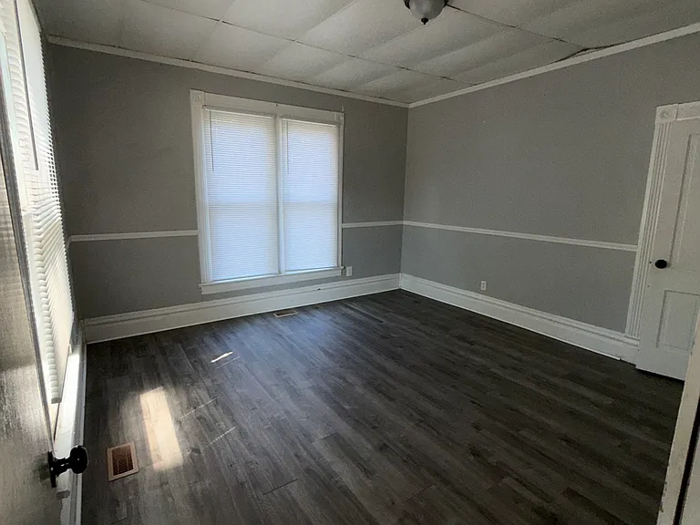 552 Mitchell St #A — Photo 3