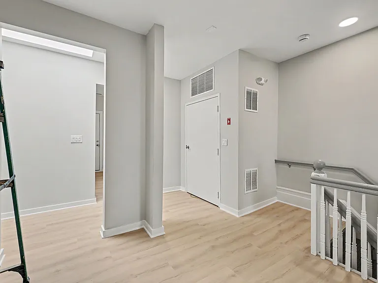 253 Mill St #2 — Photo 4