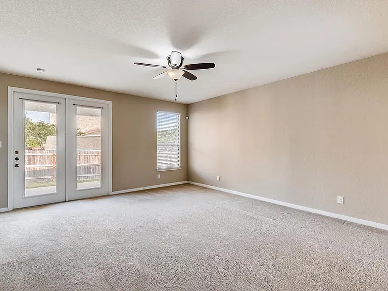 6607 Shadden Oaks — Photo 7