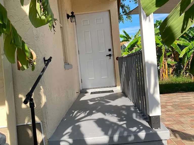 31 W Oakwood St — Photo 17