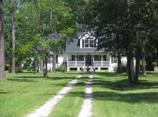 140 Moonlight Ln, Jamestown, SC 29453
