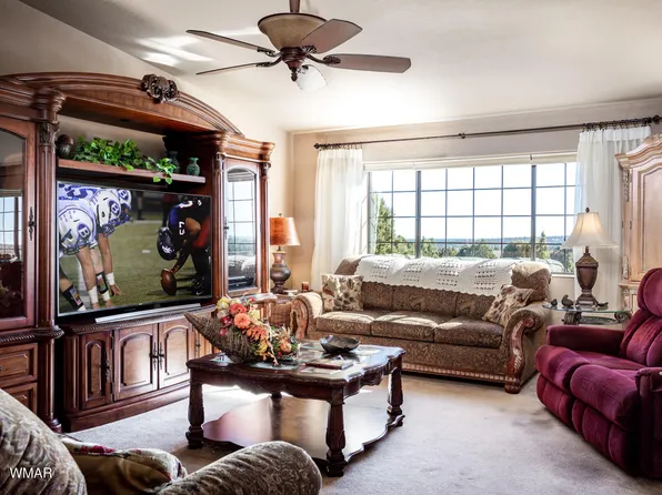 2283 Lindbergh Rd, Overgaard, AZ 85933