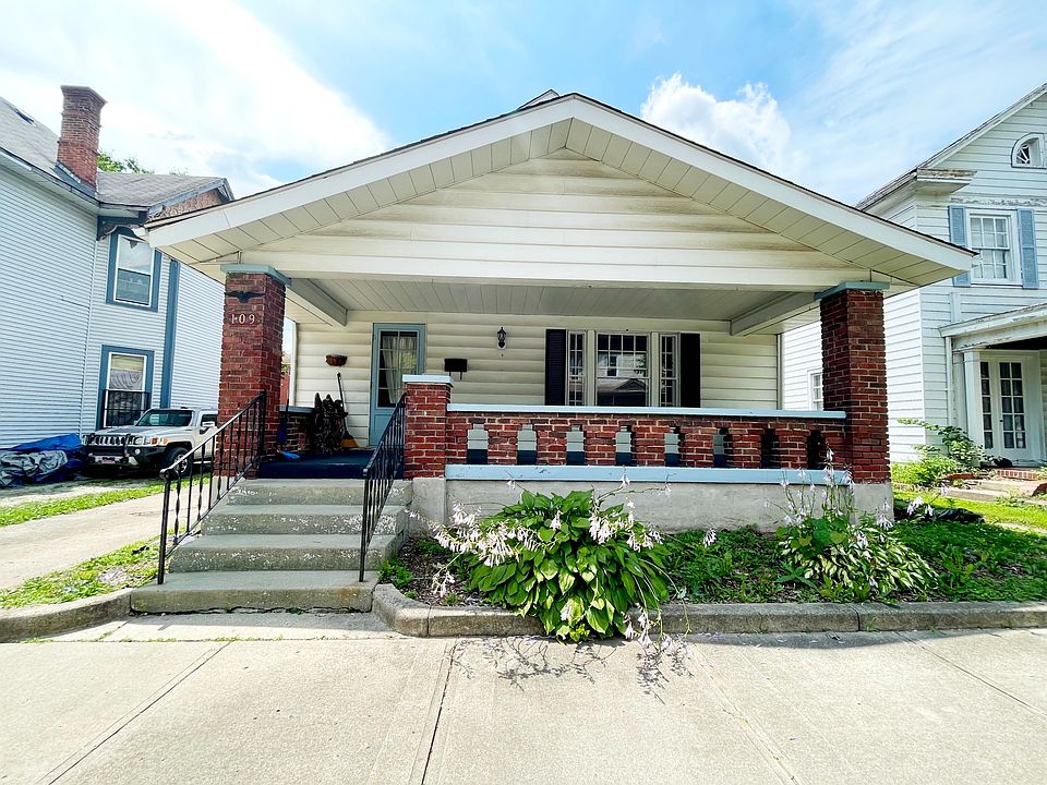 1st image of 109 E Mechanic St