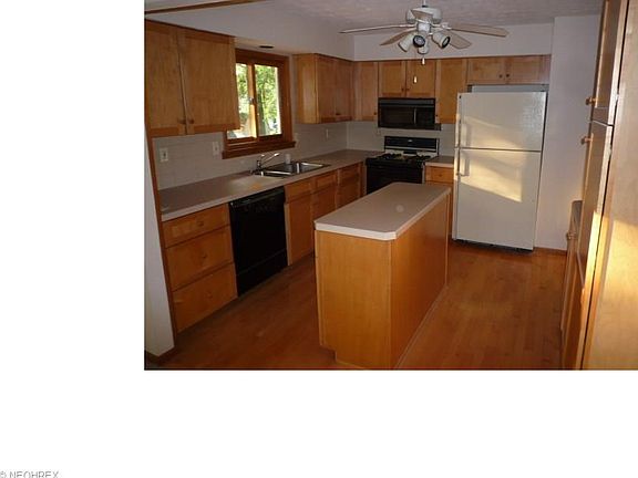 2nd image of 9440 Hyde Park Dr