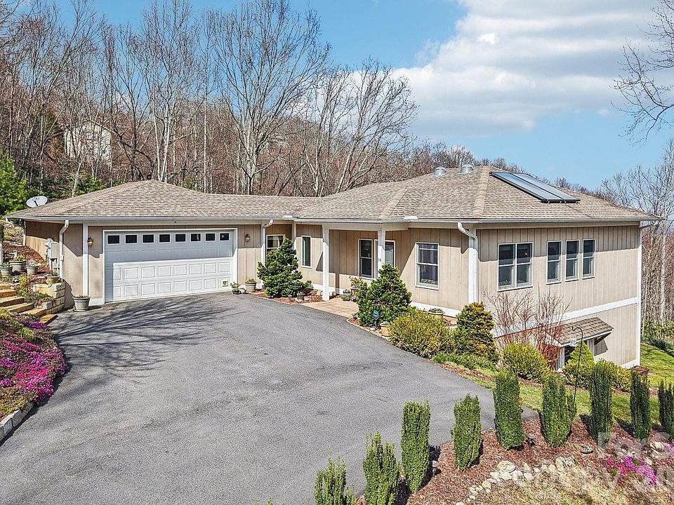 1st image of 14 Chandra Ln