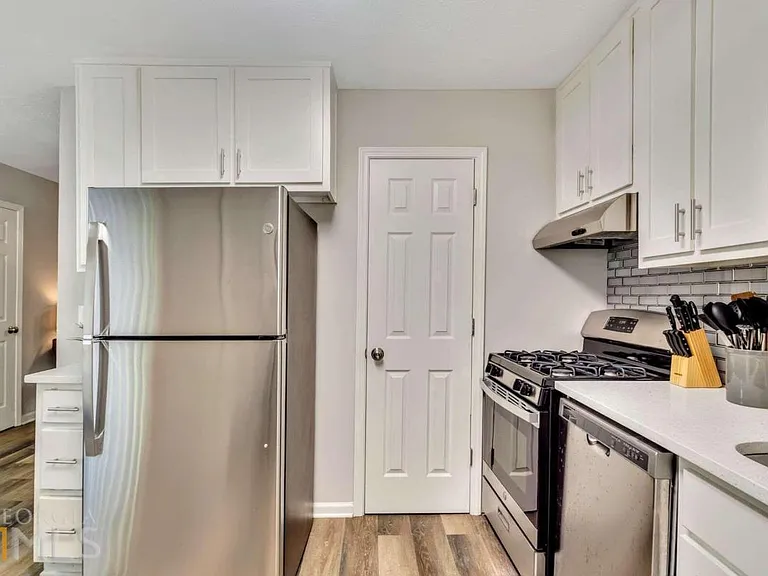 2301 Salt Springs Pl — Photo 7
