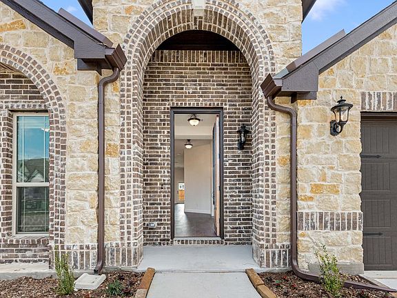 5th image of 1224 Stoneleigh Pl